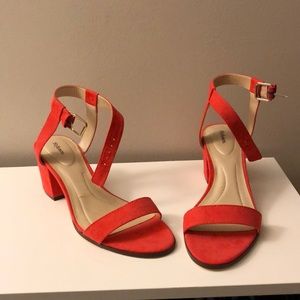 New coral open toe never worn